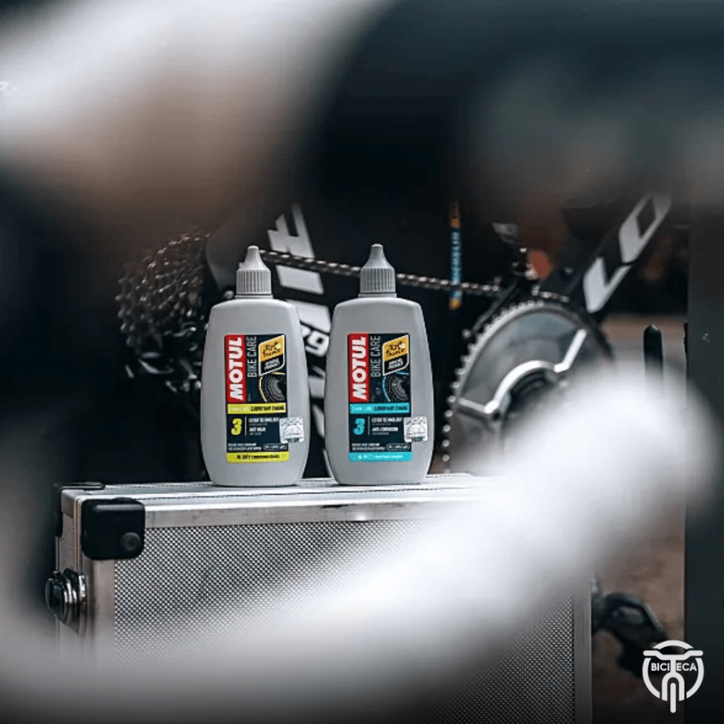 Motul Lubricante Seco Para Cadena - vista alternativa